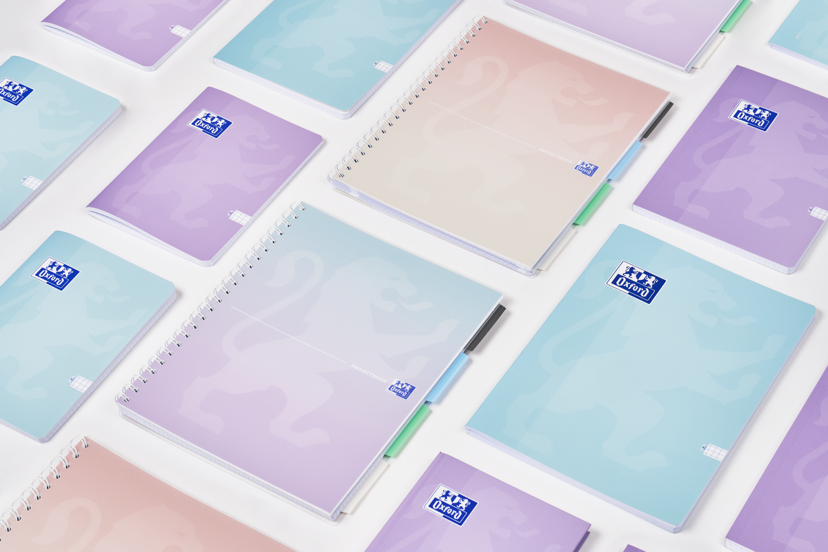Rechizite scolare Silka Optima, Caiet A4 Oxford Project Book, 80 file, hartie Optik 90g/mp, spira dubla, scribzee, matematica, gradient pastel mix culori - vectordirect.ro