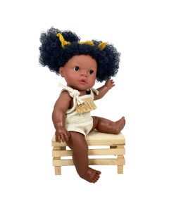 Papusa Nines D'Onil, Joy Afro, cu fundite galbene, cu miros de vanilie, 37 cm
