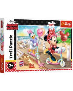 PUZZLE TREFL 200 MINNIE DISTRACTIE LA PLAJA