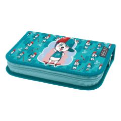 Penare fete, PENAR ECHIPAT 26 PIESE CU 1 CLAPA, INCLUDE ARTICOLE DE COLORIAJ, ARTICOLE PENTRU SCRIS SI STERS, FERMOAR ASCUNS, INTERIOR TEXTIL, DIMENSIUNE 13.5 X 19.5 X 3.5 CM, MOTIV SKATE DOG - autograf.ro